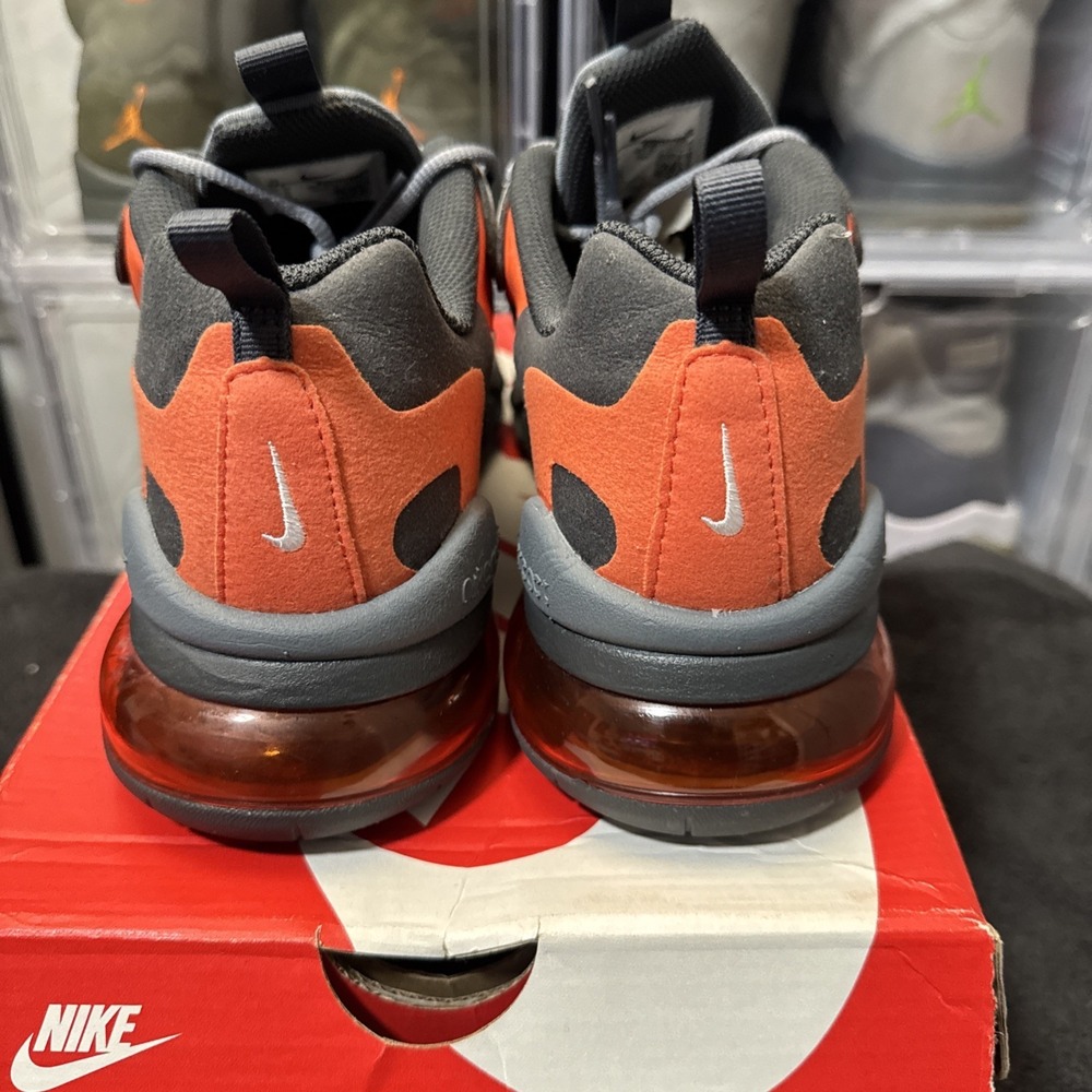 Nike Air Max 270 React GS Size 7y Gray Orange BQ0103-006 with box - Picture 4 of 10